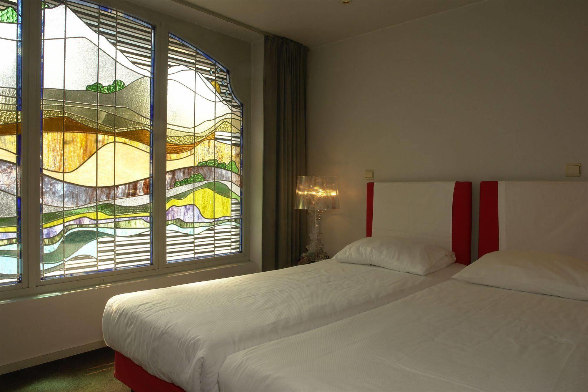 Monty Small Design Hotel Brüksel Dış mekan fotoğraf